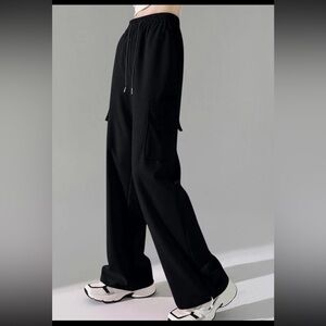 Wide Leg High Rise Black Cargo Jogger Sweatpants Womens Size Small Comfort Baggy